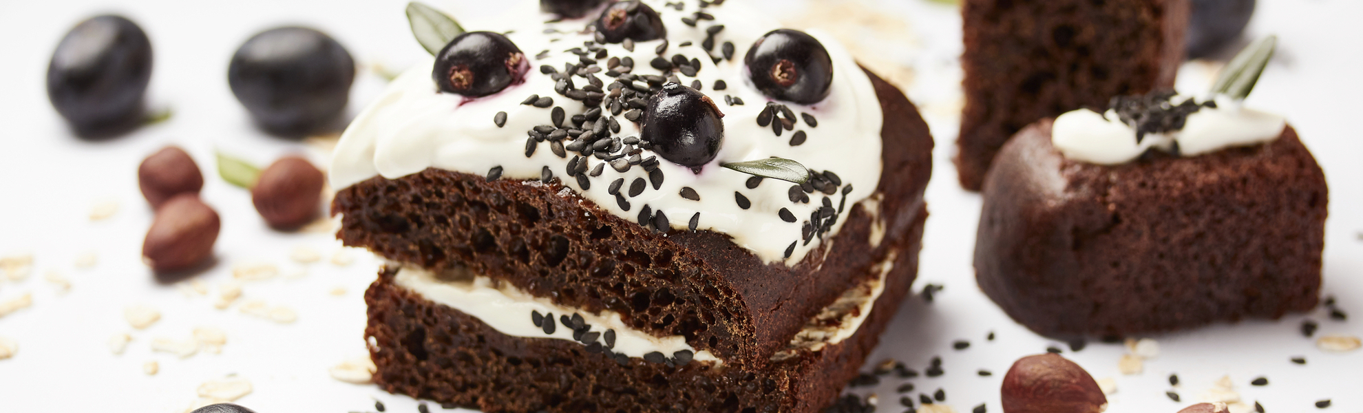 Schokoladenkuchen mit Blaubeeren