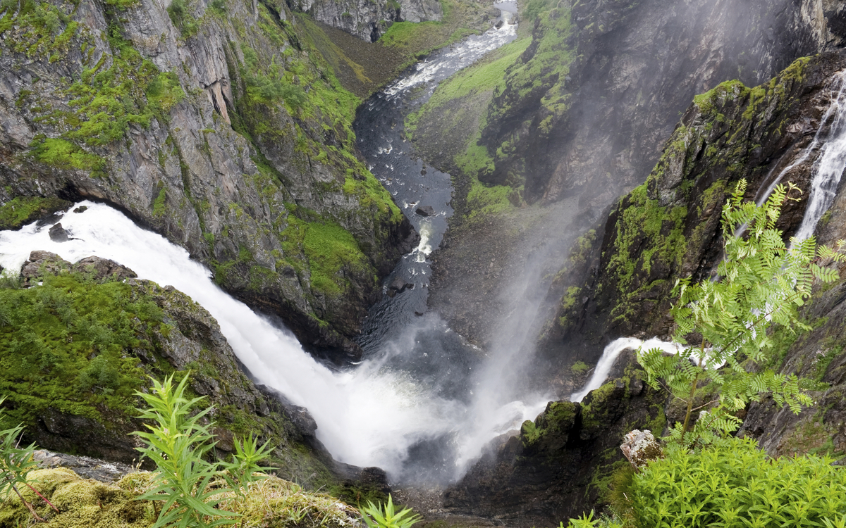 Voringsfossen Wasserfall im Eidfjord, Norwegen