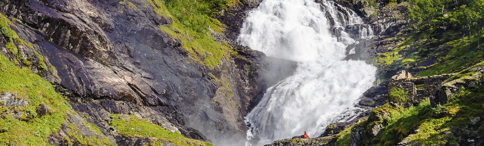 Mit der Flambahn zum Wasserfall Kjossfossen, Norwegen