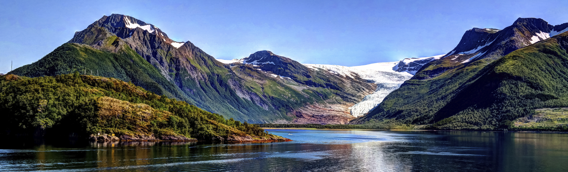Svartisen Gletscher und Nordfjord, Norwegen