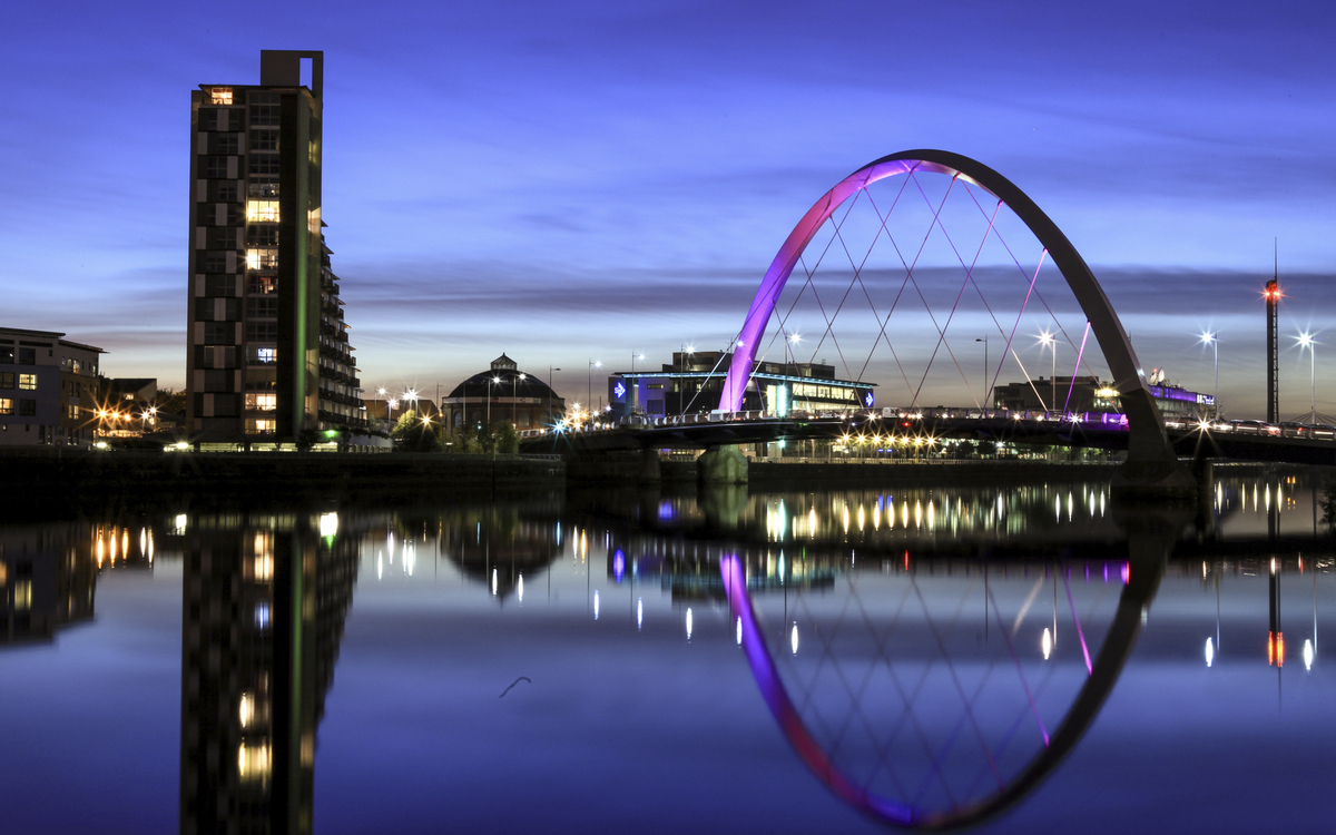 Clyde Arc Brücke in Glasgow, Schottland