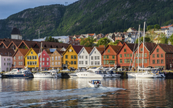 Haeuserfassaden von Bergen, Norwegen