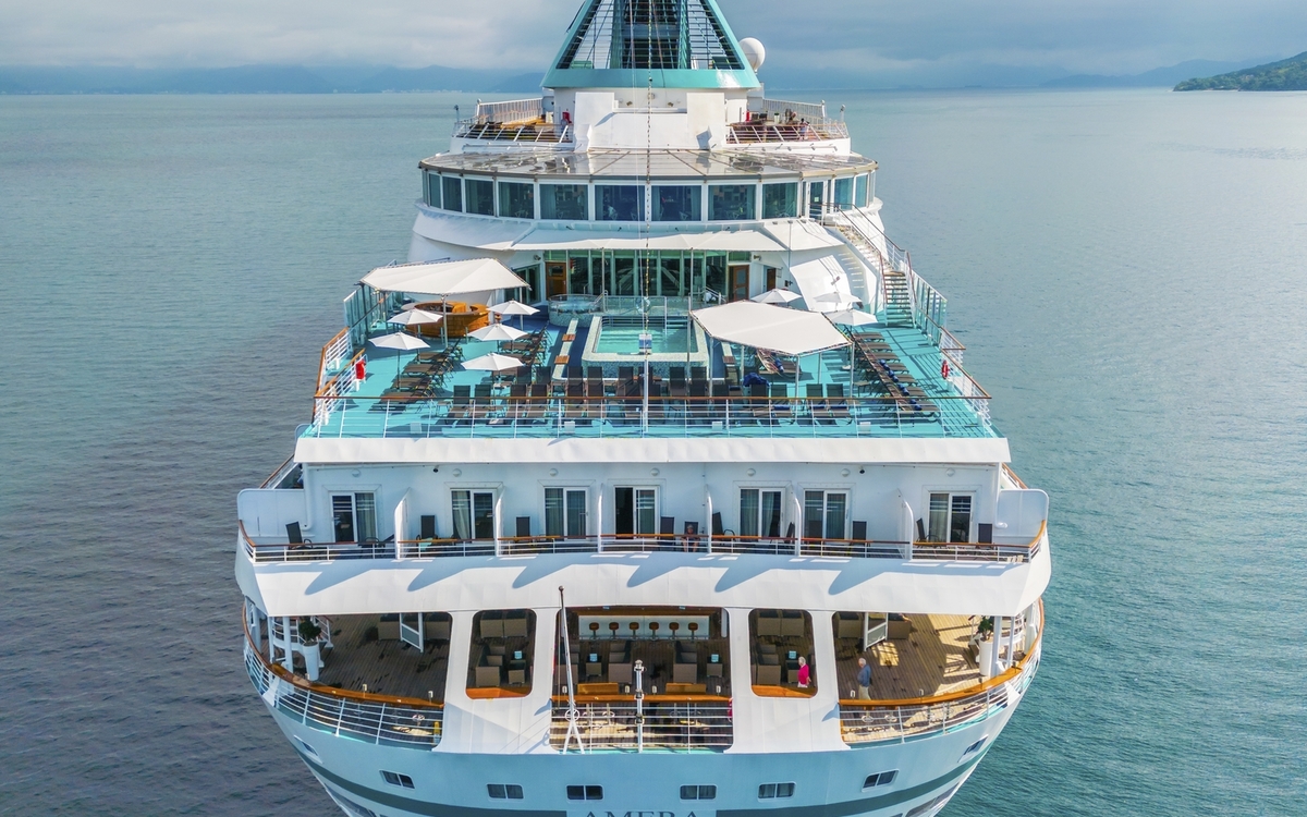 MS Amera vor llhabela