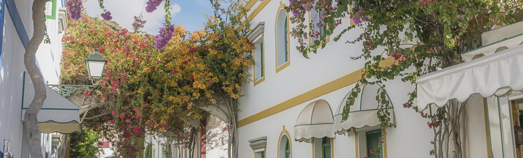 Gasse in Mogan auf Gran Canaria, Spanien
