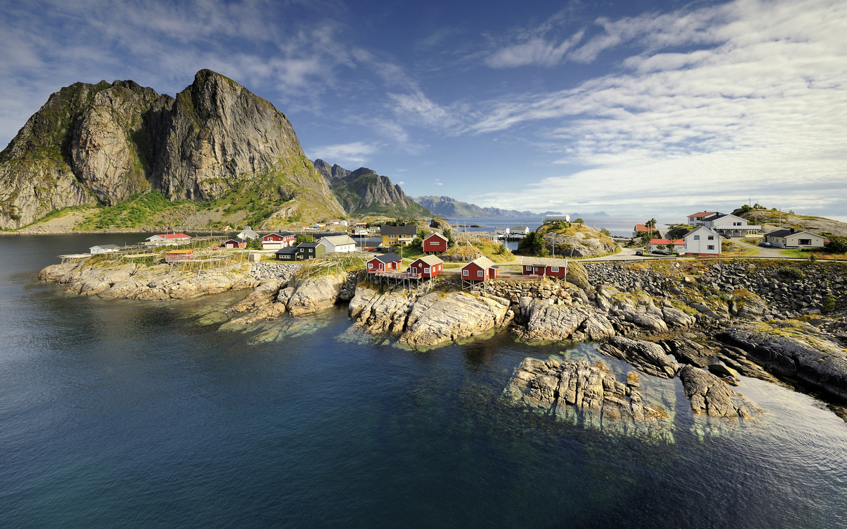 Panoramablick auf die Inselgruppe Lofoten, Norwegen