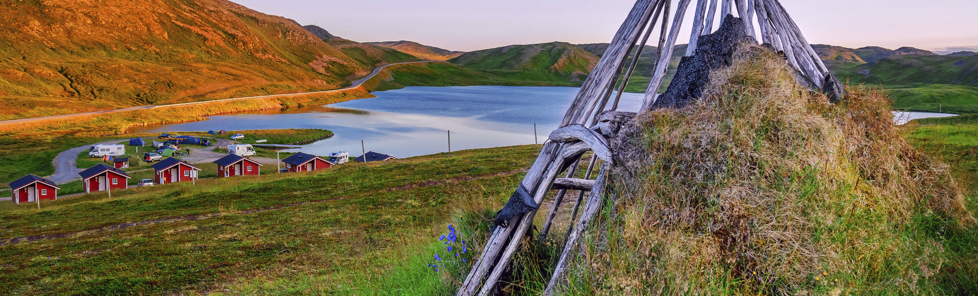 Traditionelle Behausung der Samen: Lavvu