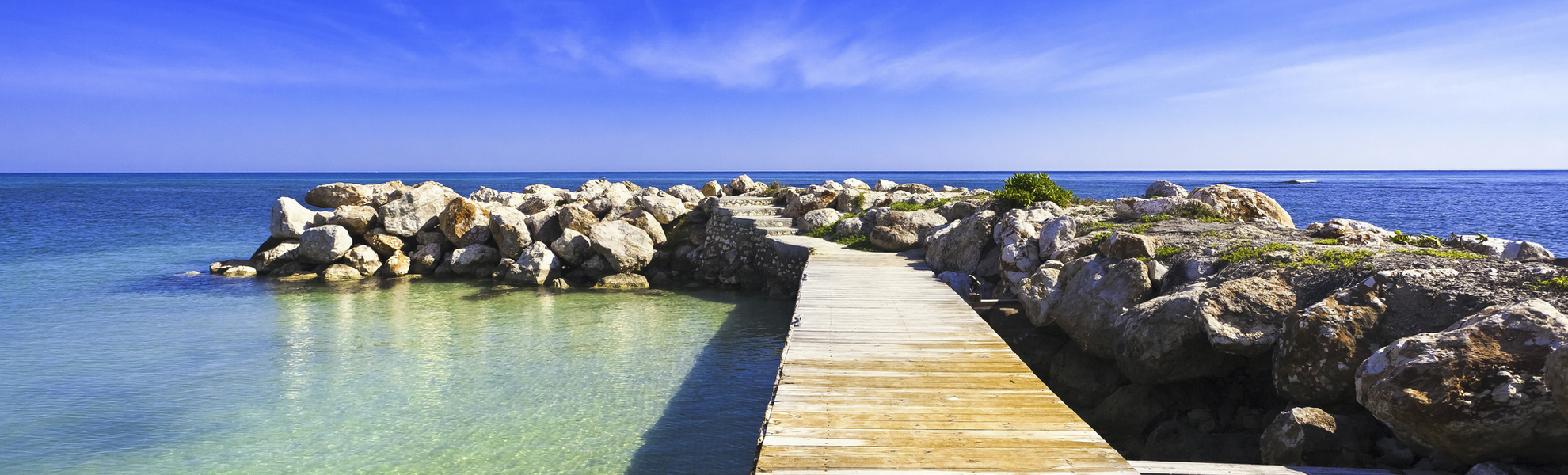 Steeg an der Küste von Montego Bay, Jamaika