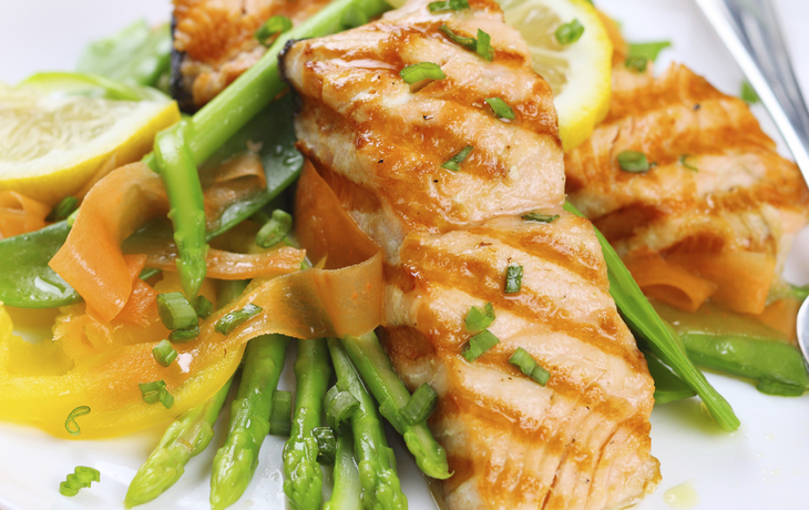 schmackhaft zubereiteter Lachs