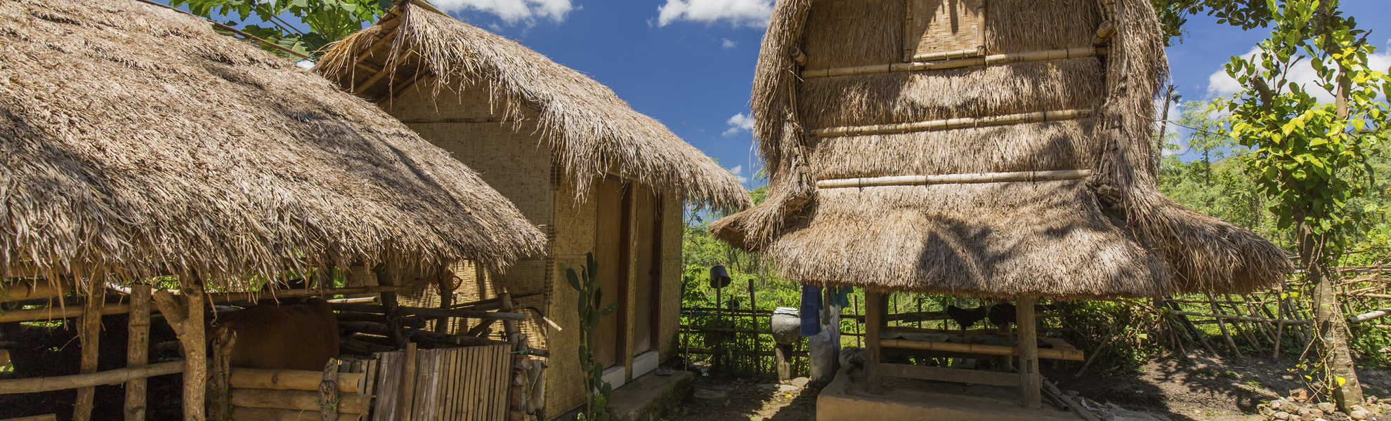 Hütten im Sasak Dorf, Lombok Insel, Indonesien