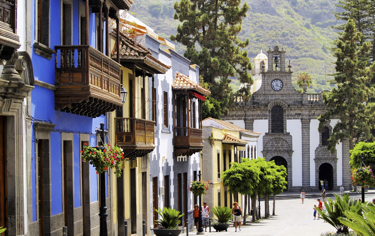 Kleine Straße in Teror, Gran Canaria, Kanarische Inseln
