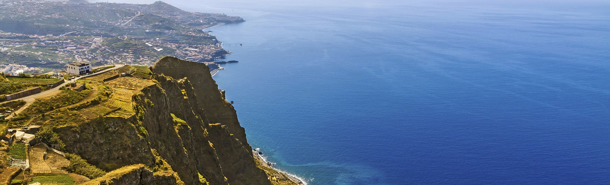 Steilklippe am Cabo Girão, Madeira, Portugal