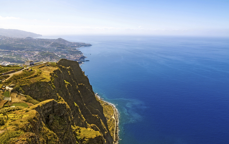 Steilklippe am Cabo Girão, Madeira, Portugal