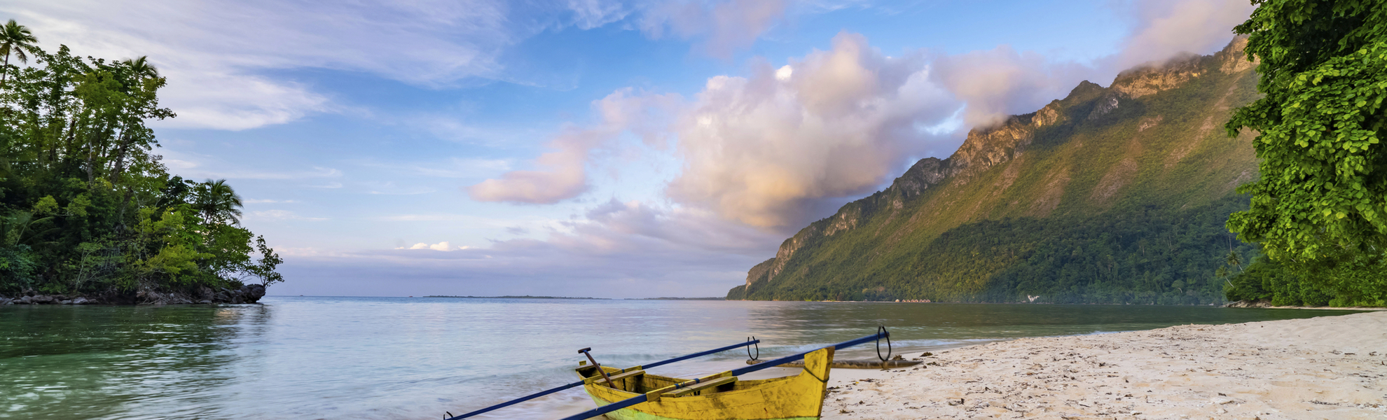 Strand in Ambon, Indonesien