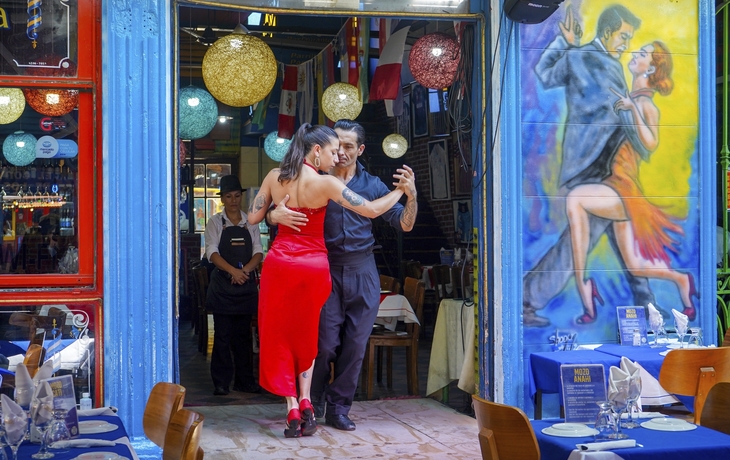 Buenos Aires, Tango Club