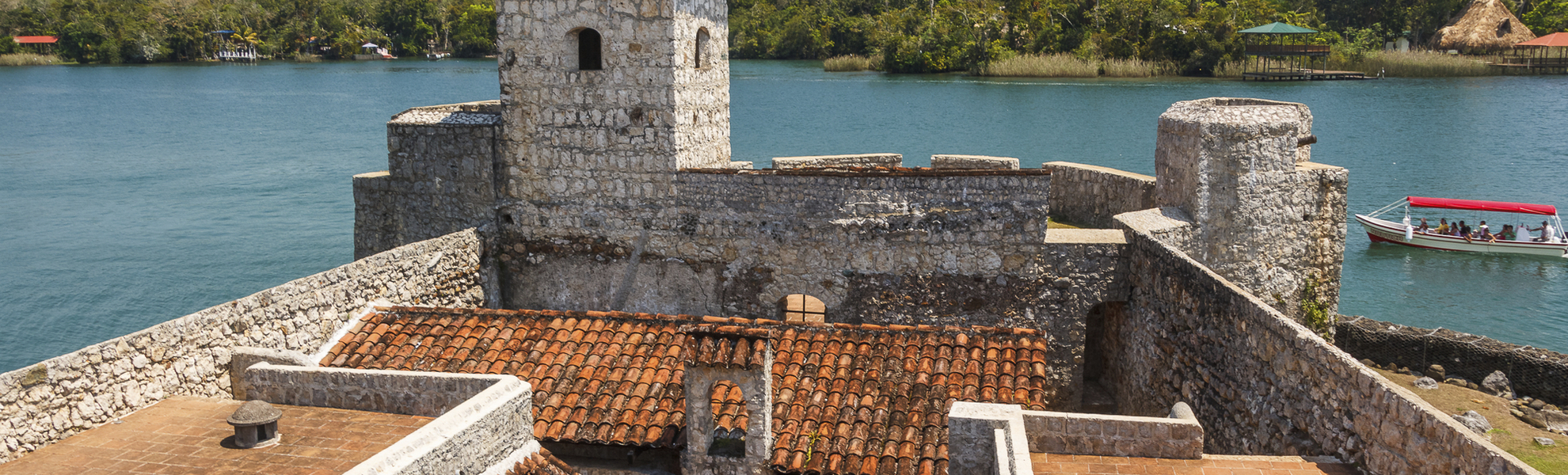 Festung Castillo de San Felipe de Lara in Santo Tomas de Castille, Guatemala