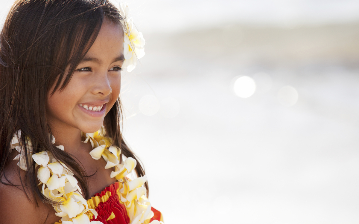 Kind in hawaiianischer Tracht, USA