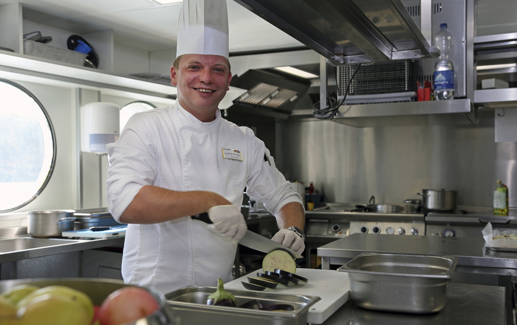 Küche auf MS Anesha