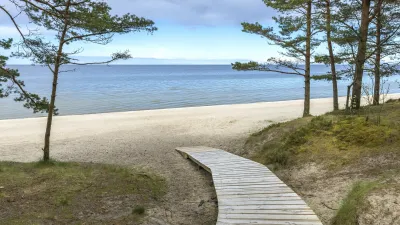 Holzweg zum Strand