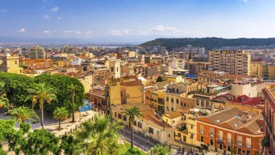Cagliari, Sardinien: Panorama der Stadt mit historischen Gebäuden.