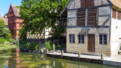 Fachwerkhaus am Wasserkanal in Aarhus