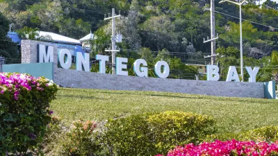 Schild mit der Aufschrift Montego Bay in Jamaika.