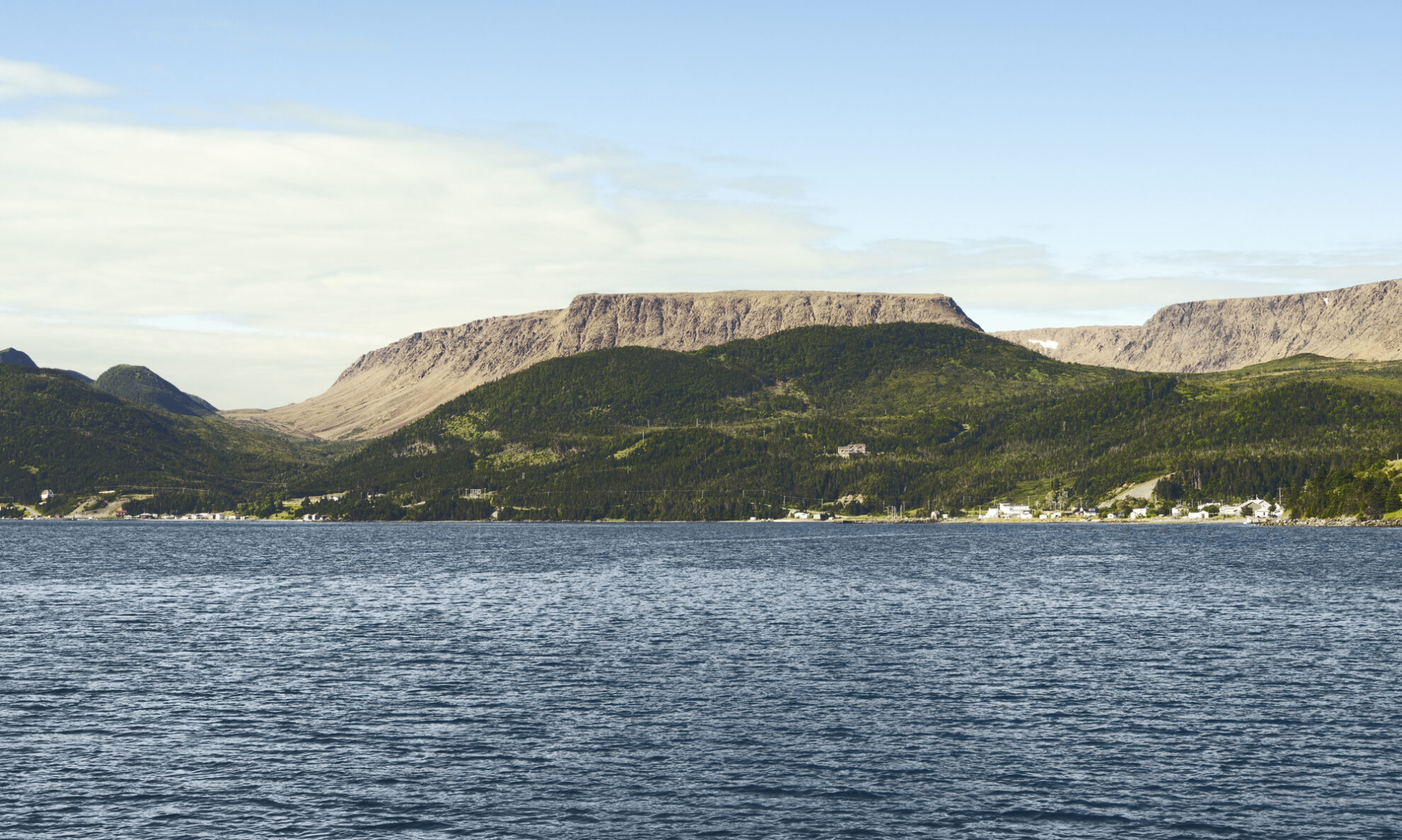 Umgebung von Bonne Bay vom Wasser aus, Kanada