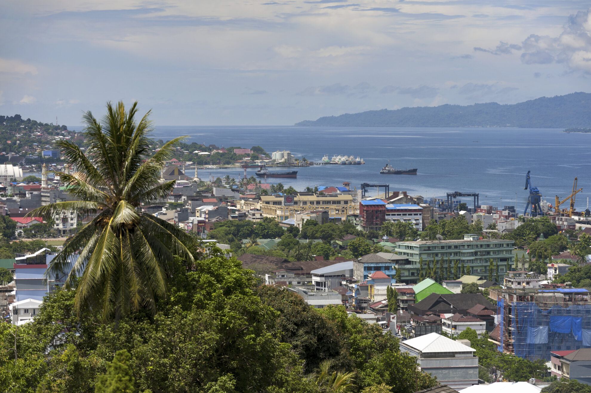 Blick auf Ambon, Indonesien