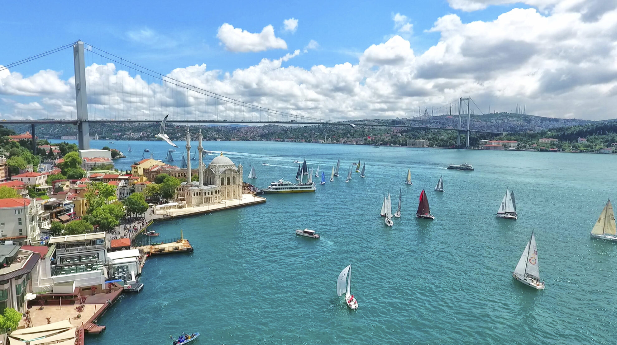 Bosporusbrücke in Istanbul, Türkei