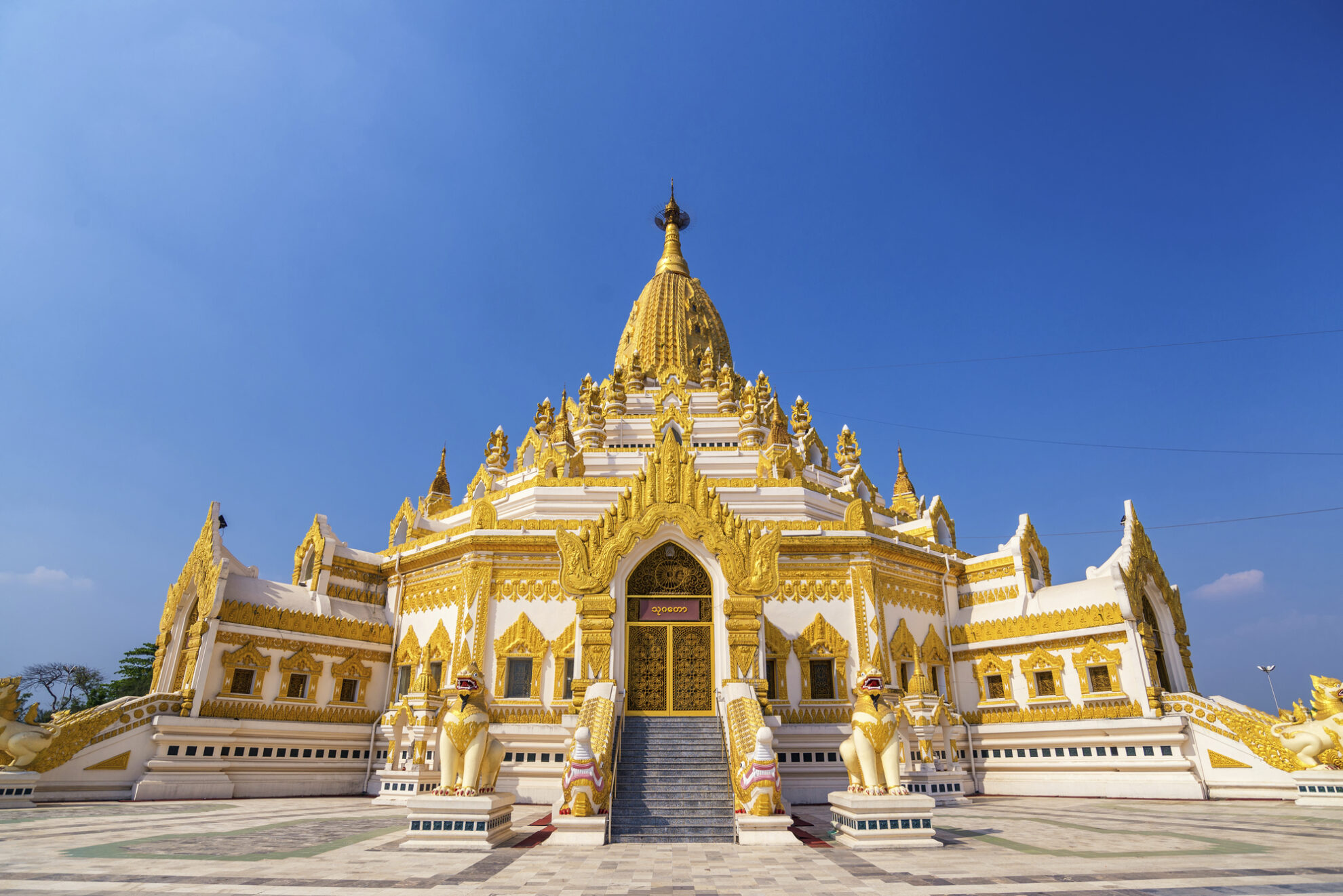 Buddha tooth relic Pagoda in Yangon, Myanamr