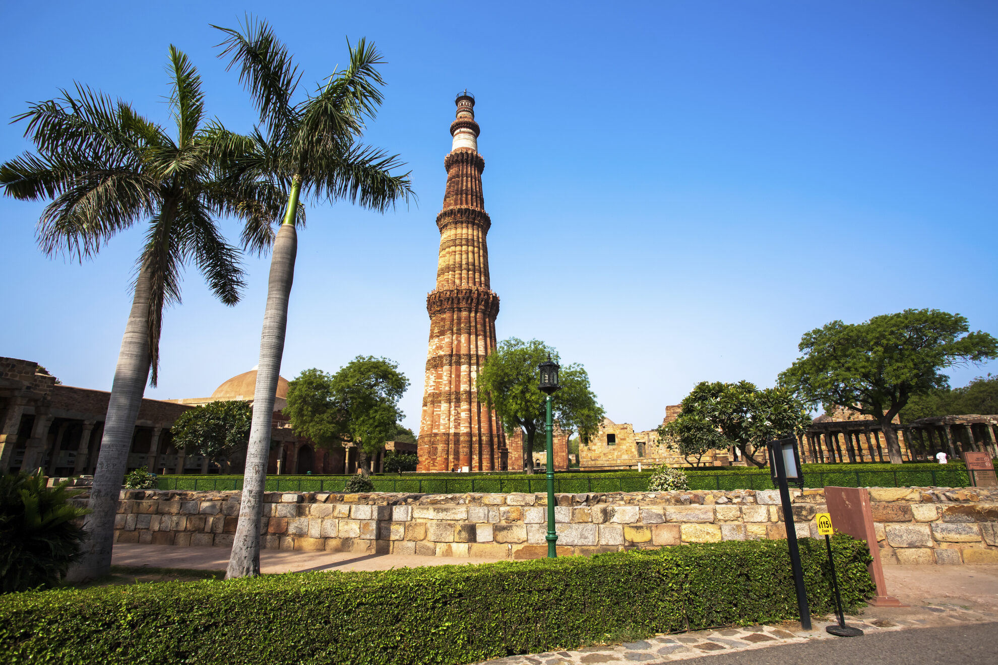 Sieges- und Wachtum Qutb Minar in Delhi, Indien