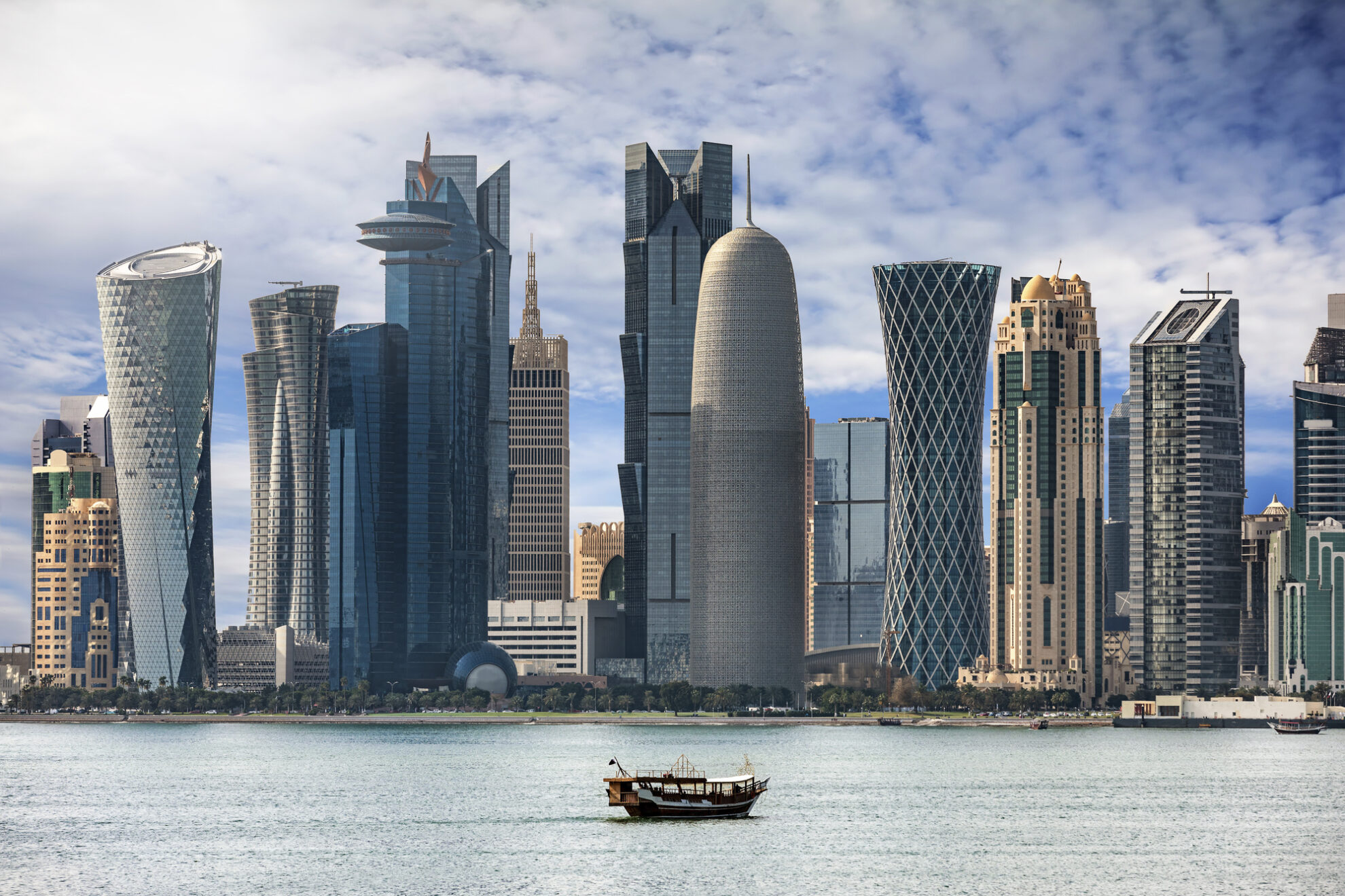 Skyline von Doha mit beeindruckenden Wolkenkratzer, Katar