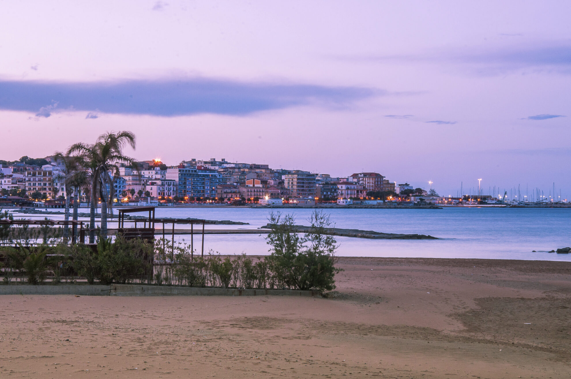 Küste von Crotone, Italien