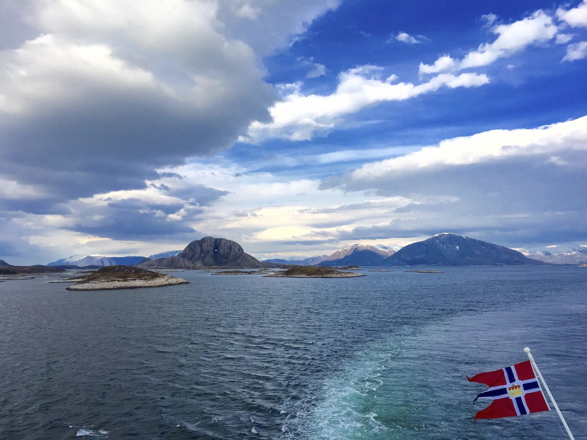 Bronnoysund Berg Torghatten, Norwegen