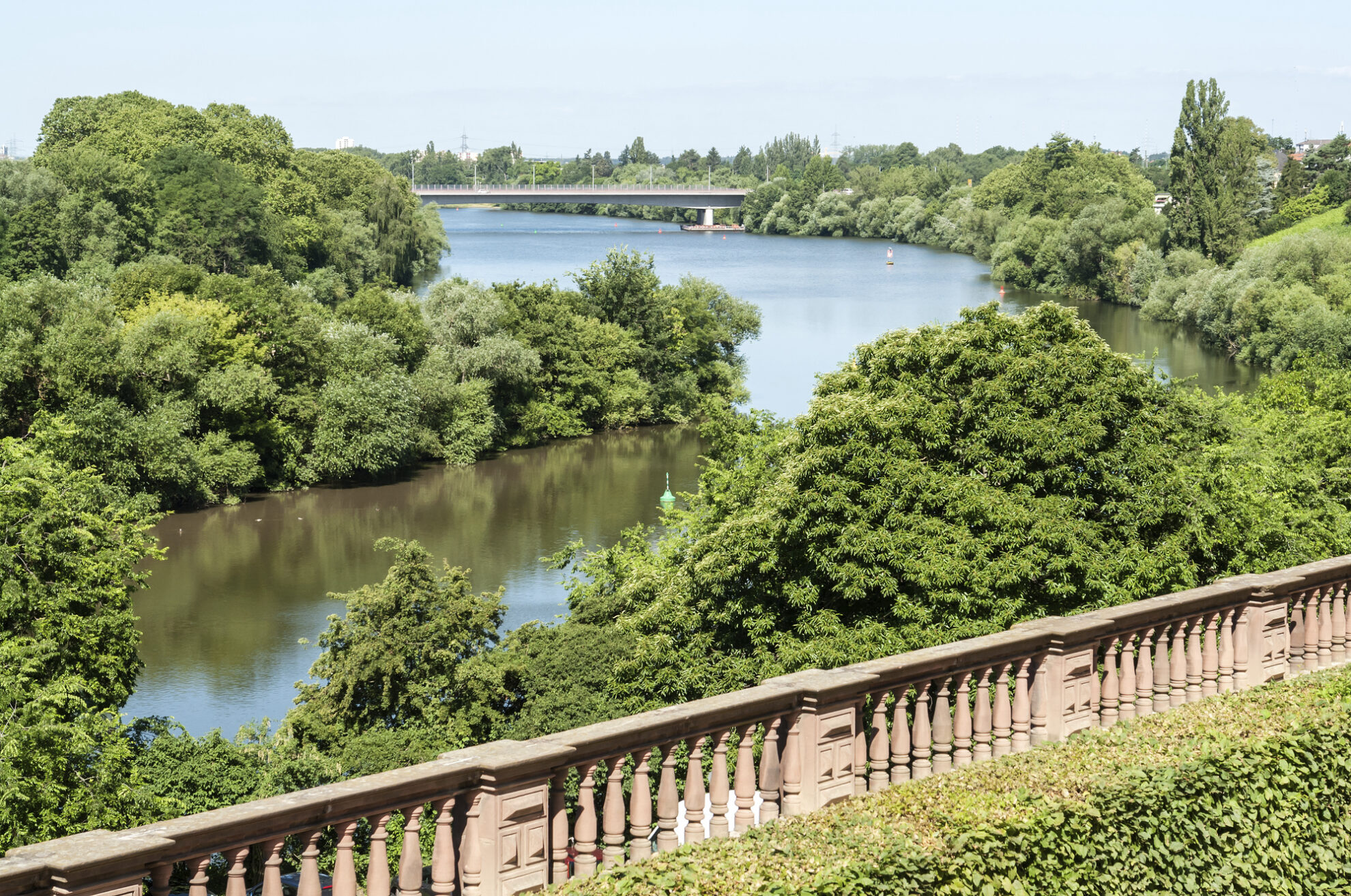 Aufnahme vom Rhein in Aschaffenburg, Deutschland