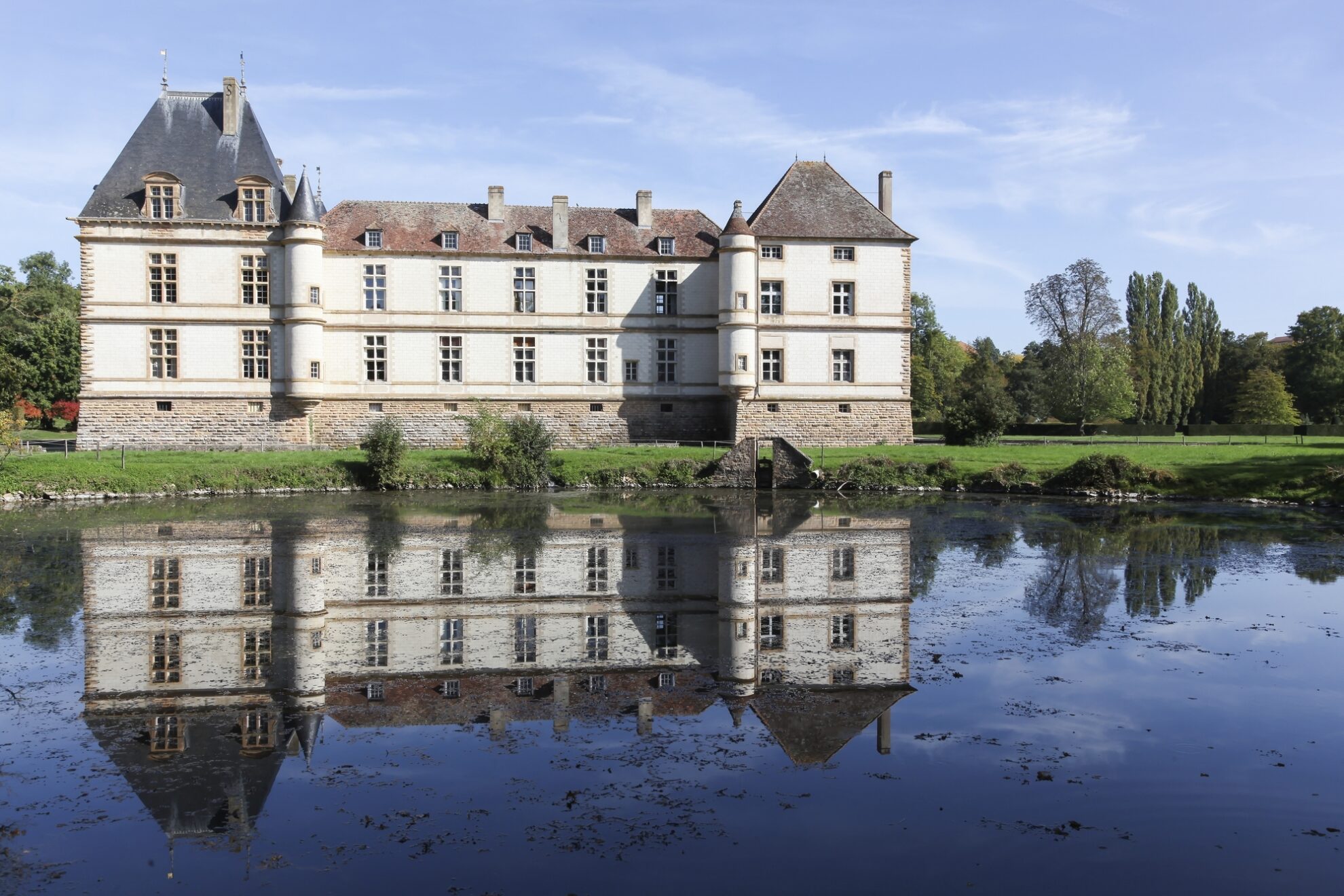 Tournus, Schloss Cornatin
