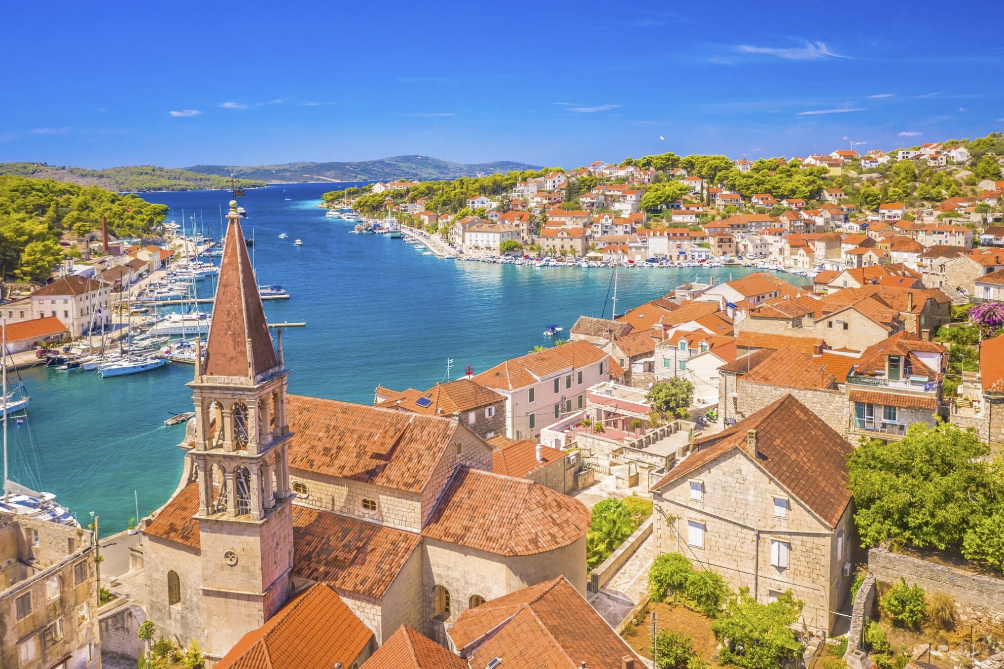 Ort Milna auf der Insel Brac, Kroatien