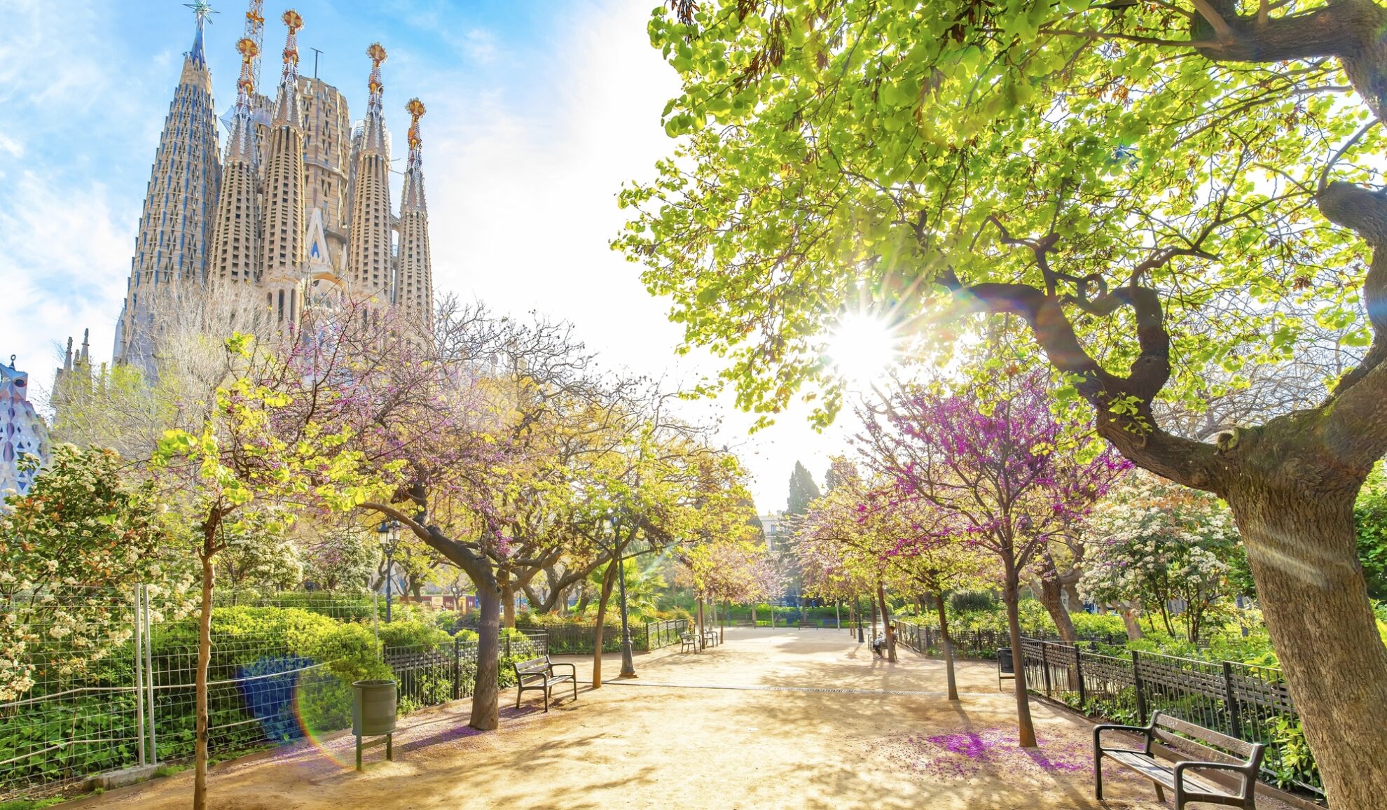 Blick auf die Sagrada Familia in Barcelona, Spanien