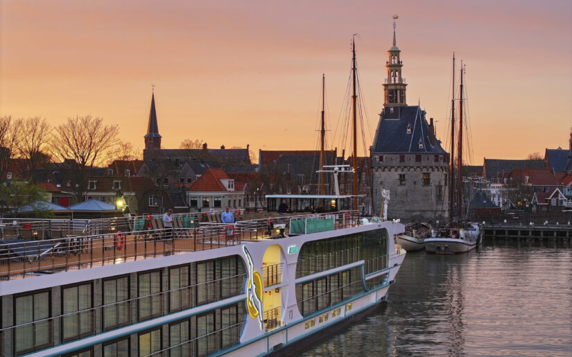 Pressenotiz vom 21.05.2024 – Flusskreuzfahrten 2025 buchbar im Katalog „Frühbucher Fluss und Küsten 2025“