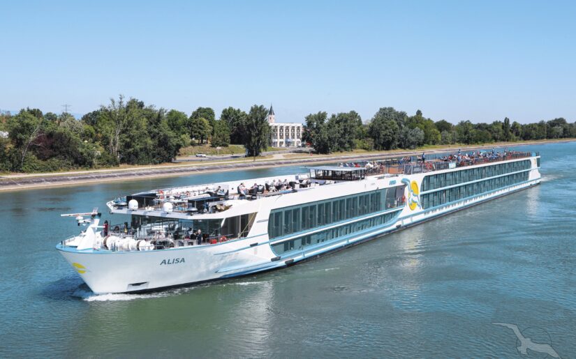Pressenotiz vom 02.09.2022 – Neuer Katalog „Fluss und Küsten 2023“