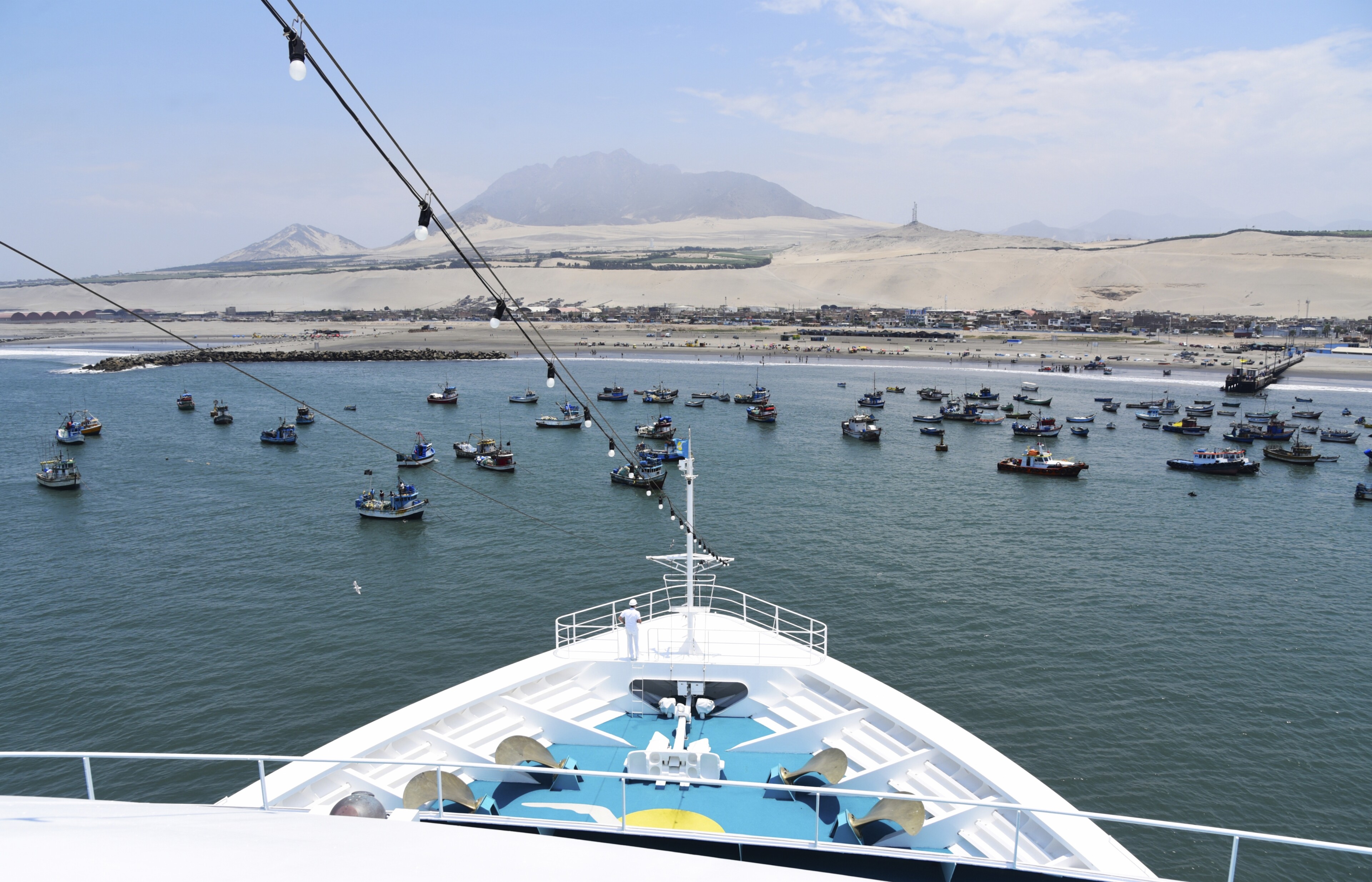 MS Amera in Peru, Salaverry