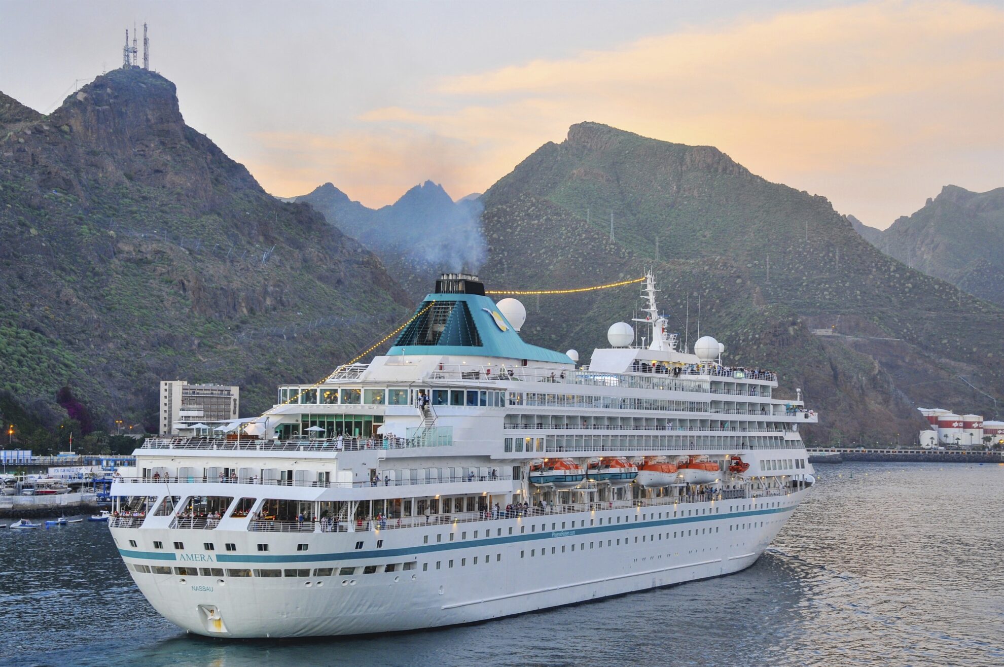 MS Amera in Teneriffa, Spanien