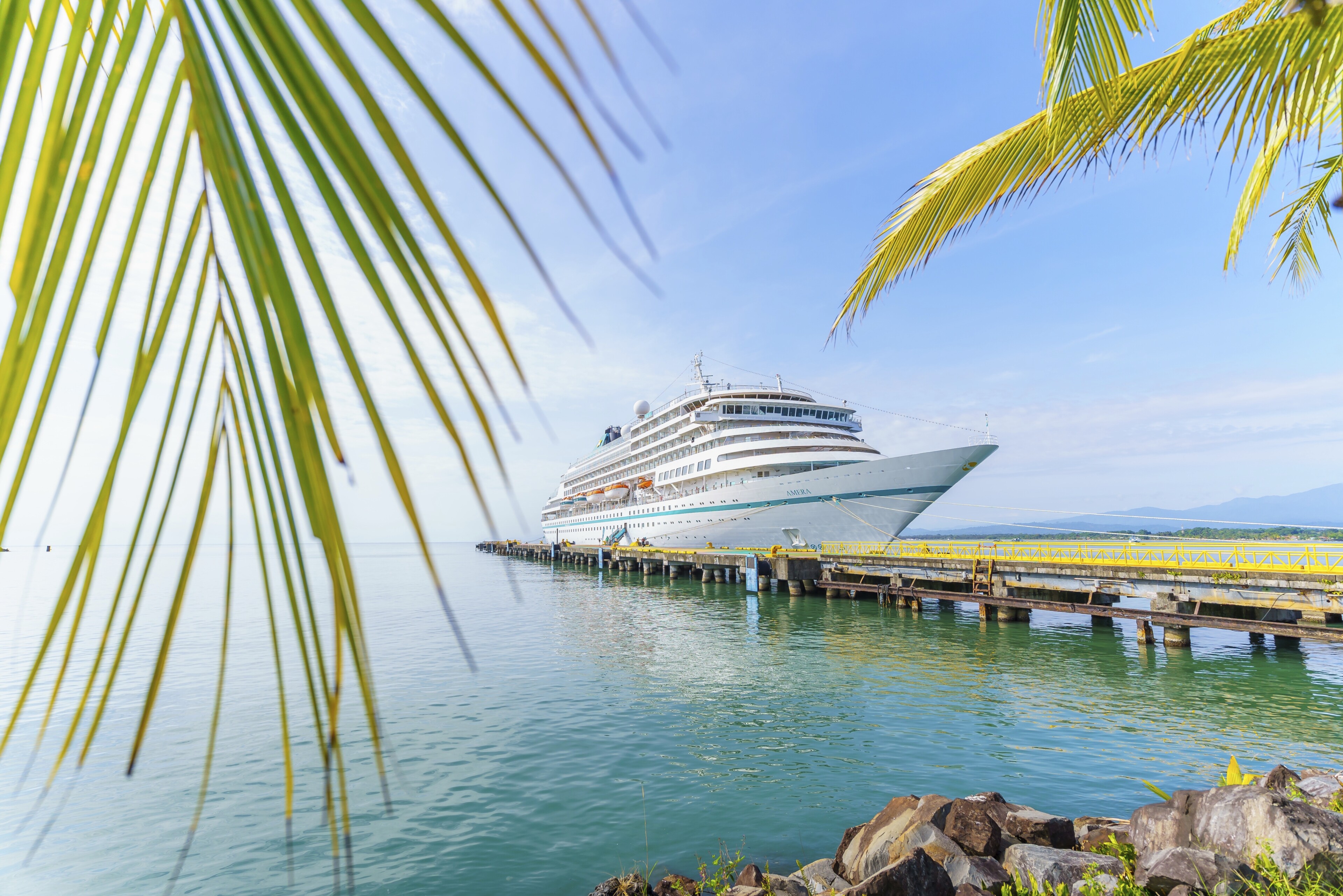 MS Amera in Puerto Limon