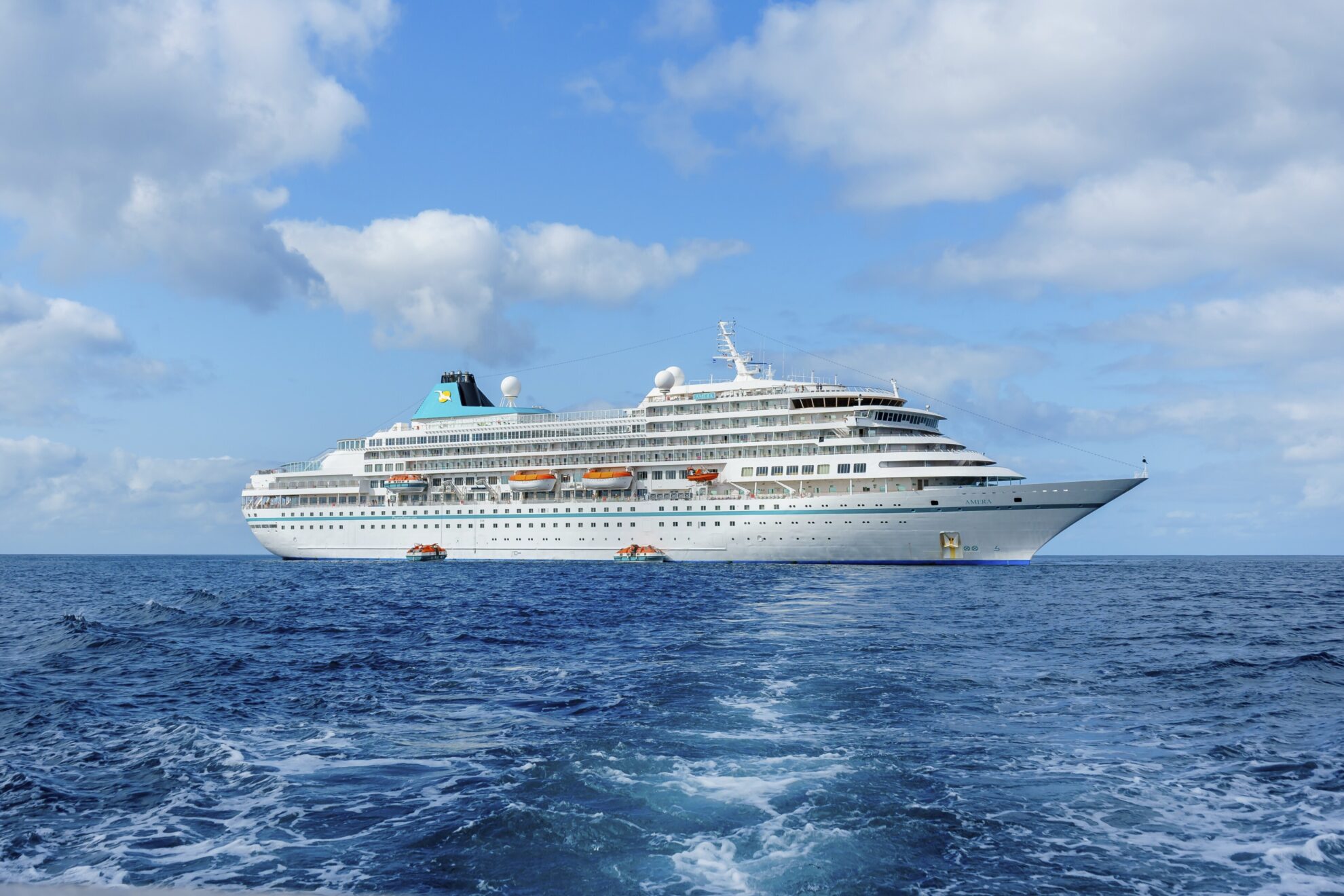 MS Amera vor Palmeira