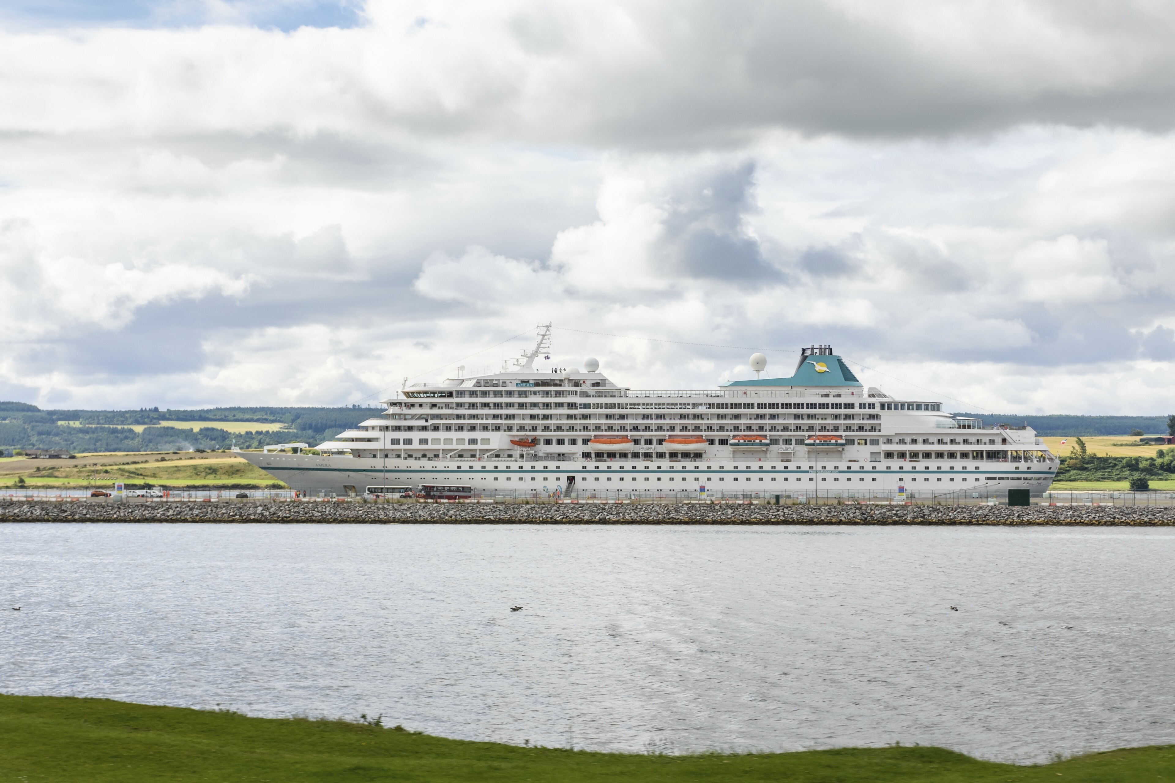 MS Amera in Invergordon