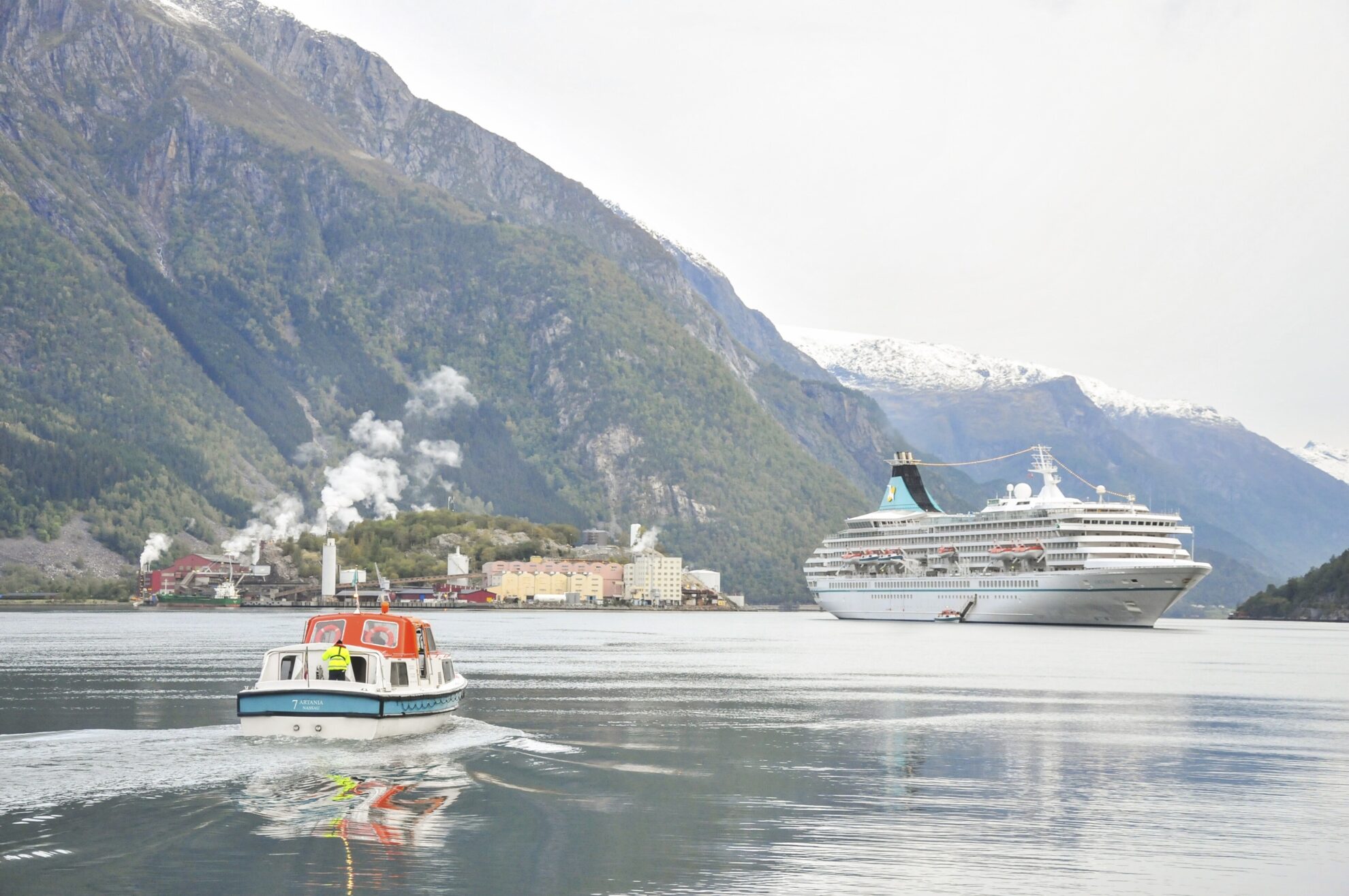MS Artania in Rosendal