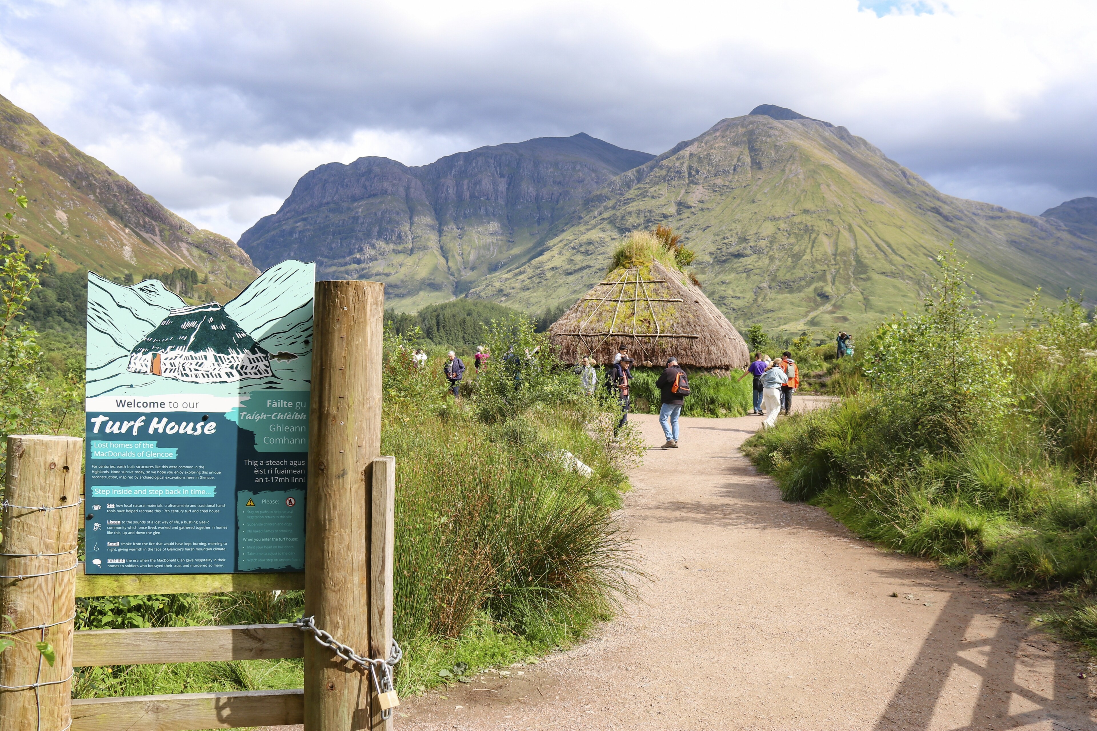 Fort William, Torfhäuser
