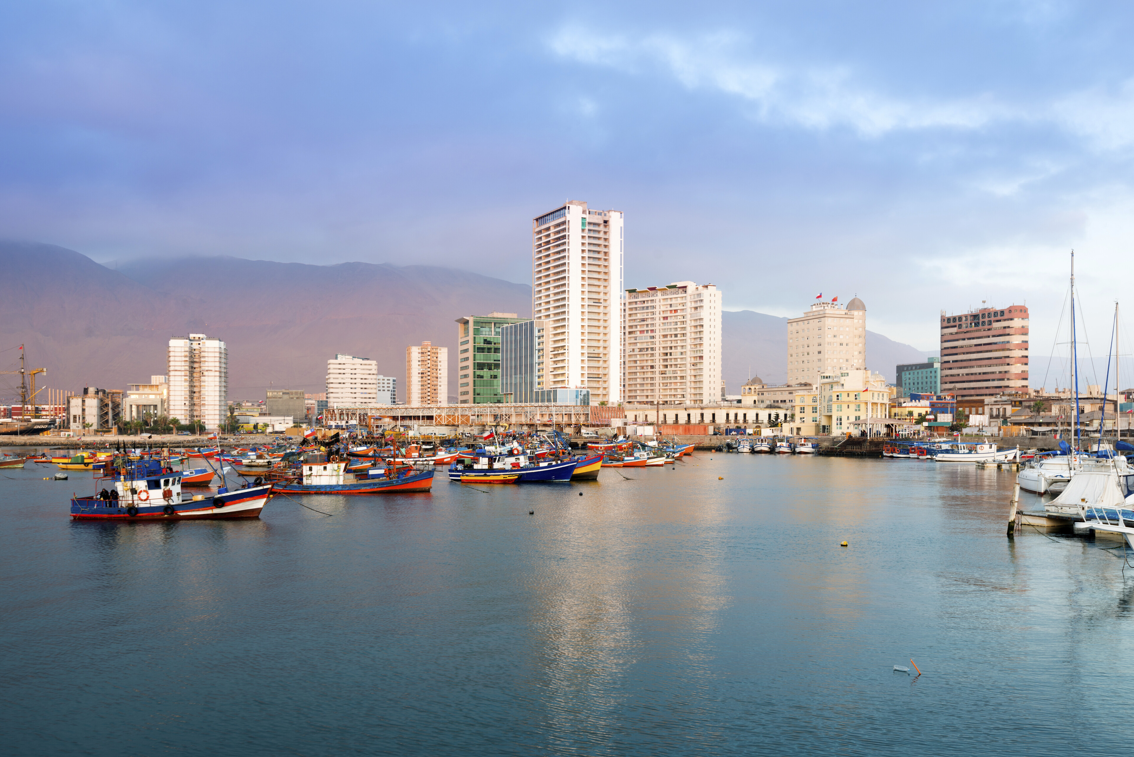 Panoramaaufnahmen vom Hafen in Iquique, Chile
