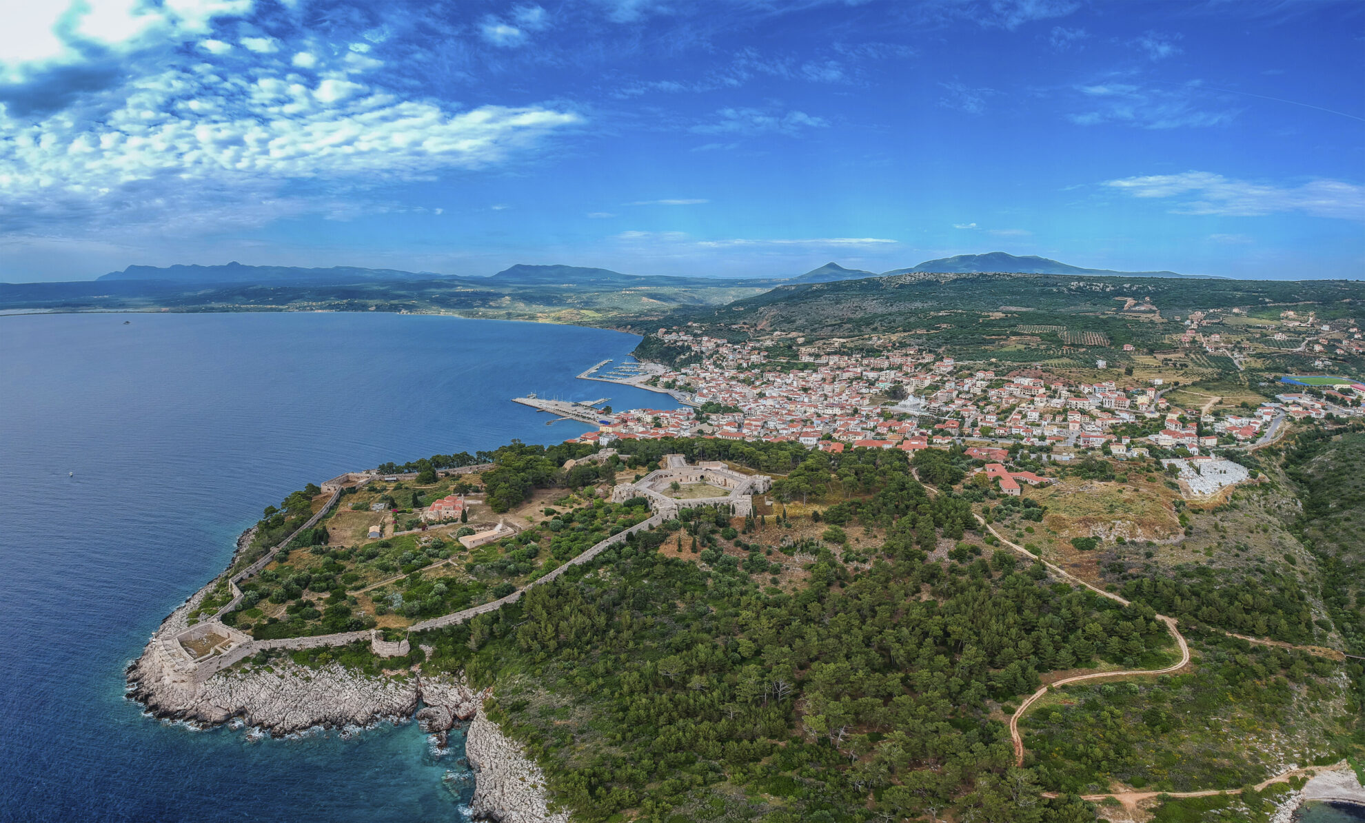 Luftansicht auf Pylos, Griechenland
