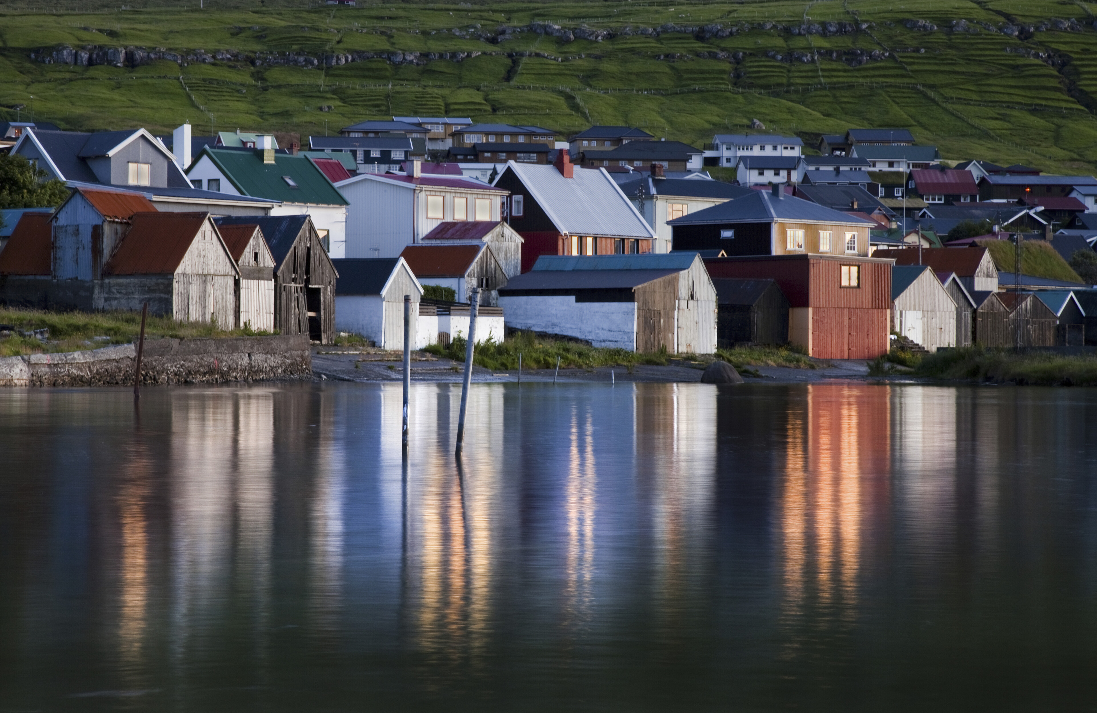 Häuser in Leirvik, Norwegen