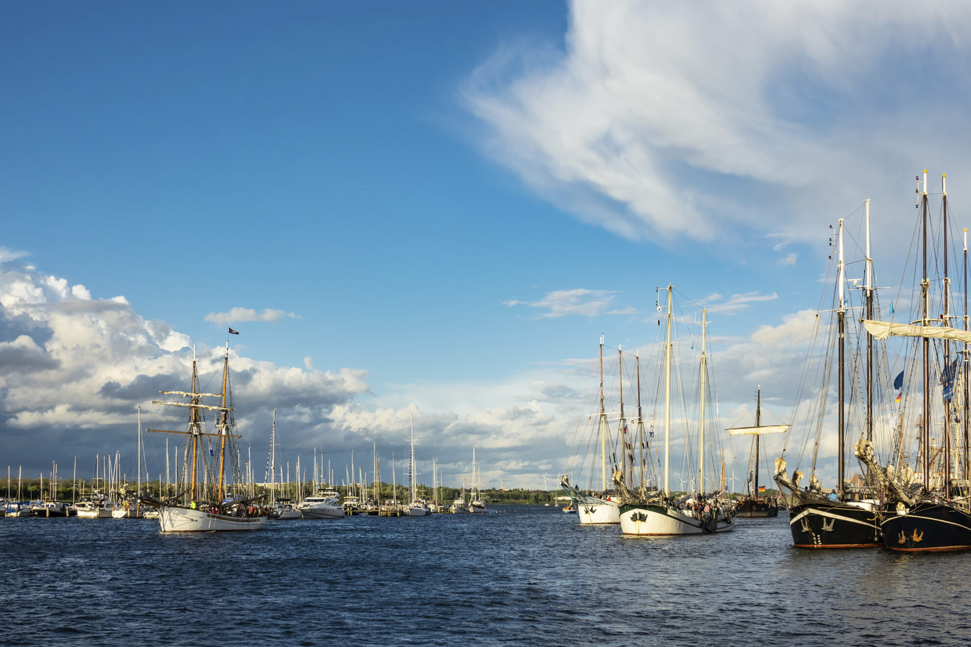 Fluss Warnow in Rostock, Deutschland